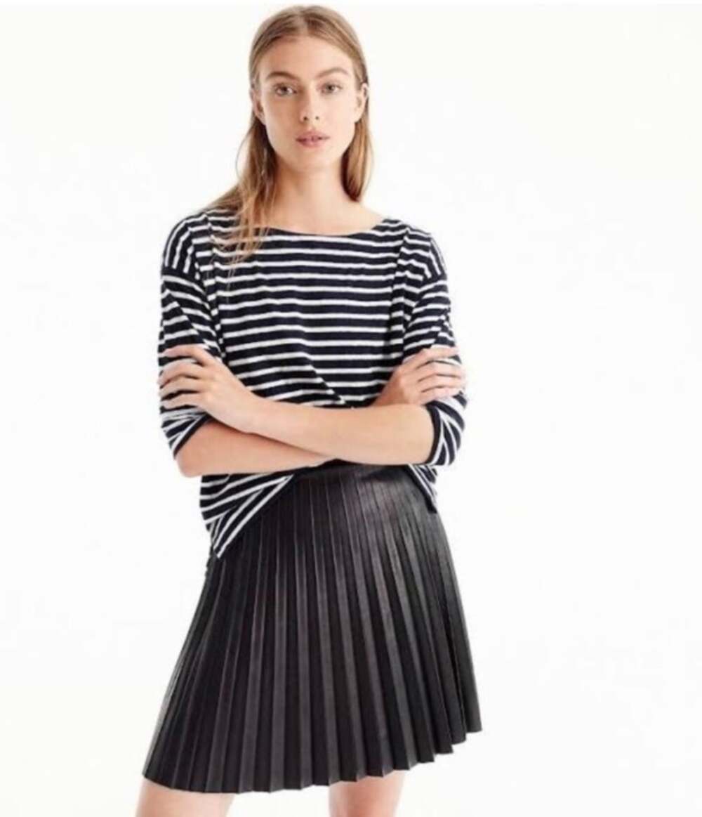 J. Crew Faux Leather Pleated Mini Skirt Black F6089 Size 8